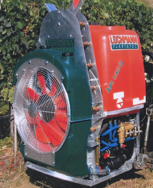Aufsattelsprühgerät LOCHMANN APS 3/60 300 lt. Aufsattelsprühgerät LOCHMANN APS 3/60 300 lt.